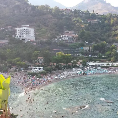 Casa Capri Giardini Naxos