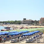 Casa Capri Джардини-Наксос