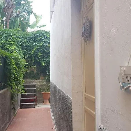 Casa Capri Giardini Naxos