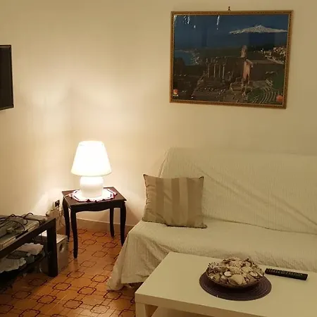 Casa Capri Lägenhet Giardini Naxos